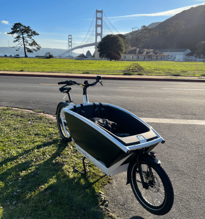 Urban Arrow cargo e-bike in front of the Golden Gate Bridge